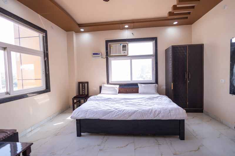 Suite Room